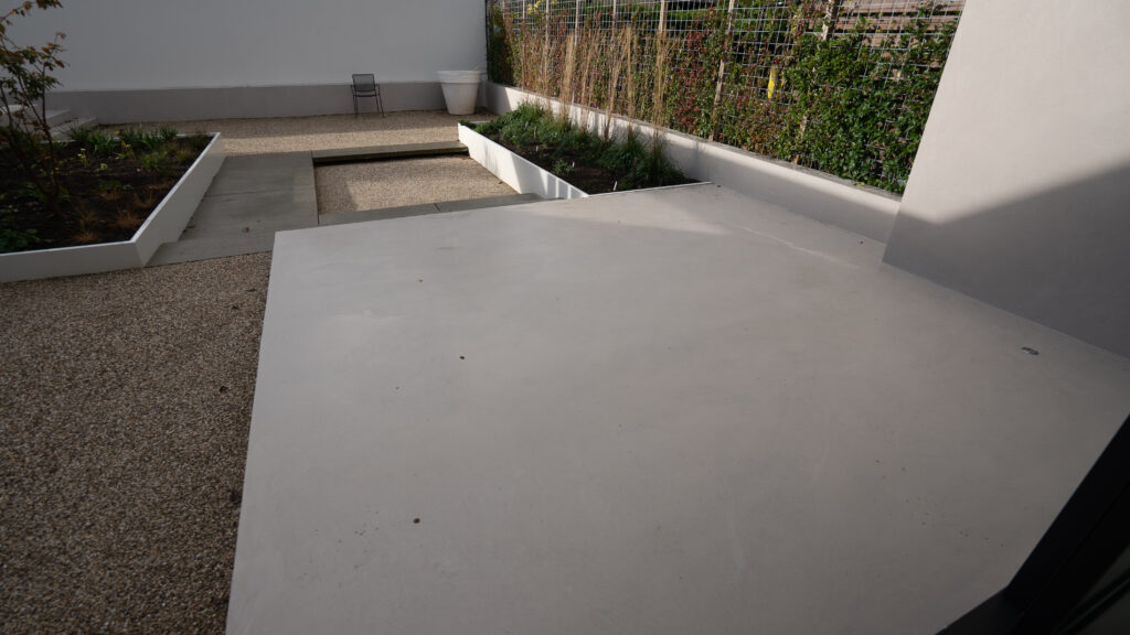 Minimalist outdoor space with plants
