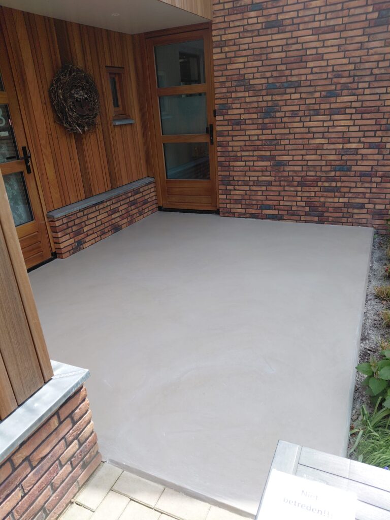 Concrete porch with wooden walls